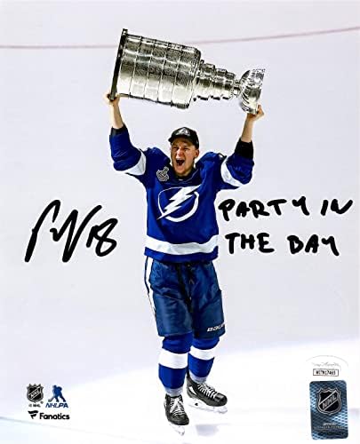 Ondrej Palat Autographed потпишано испишано 8x10 Photo NHL Tampa Bay Moilning JSA